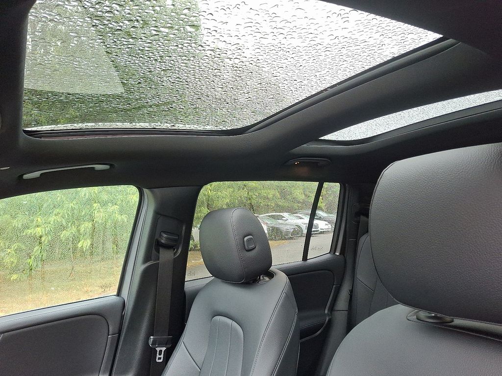 2021 Mercedes Benz GLB 250 4MATIC photo 14
