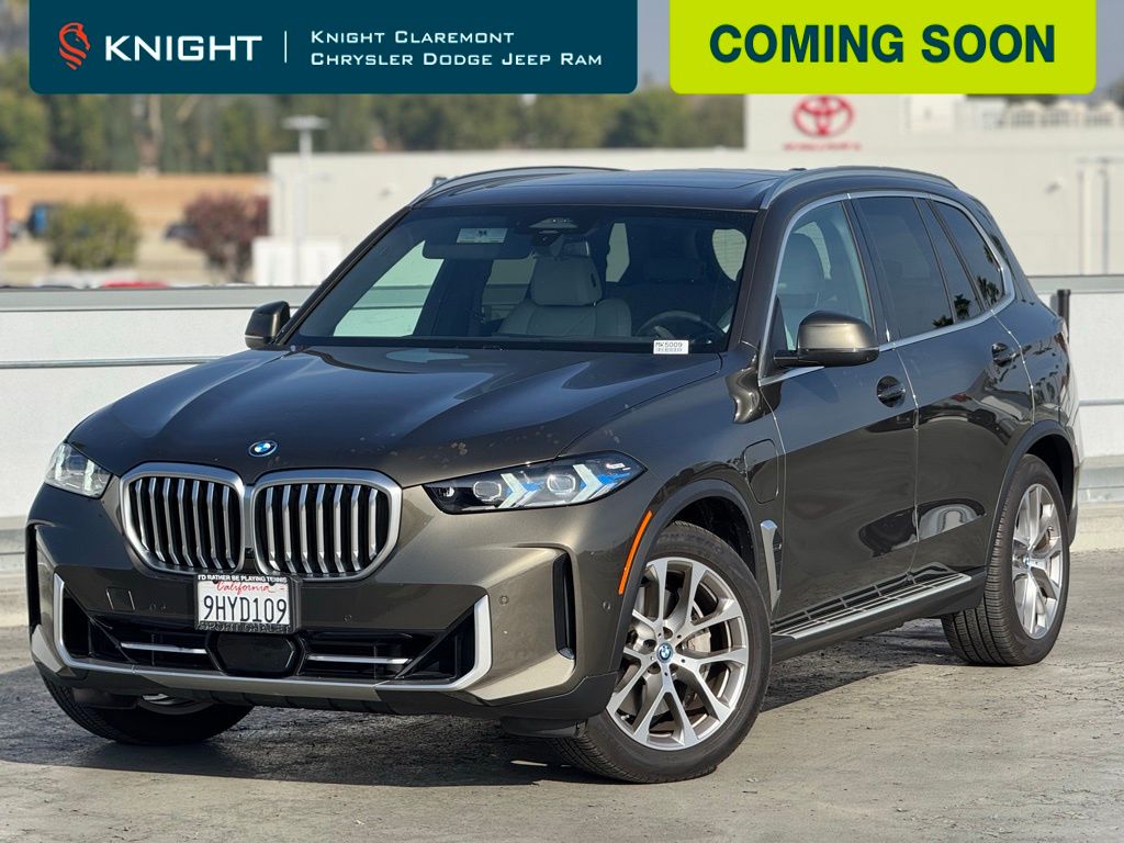 2024 BMW X5 50e's photo