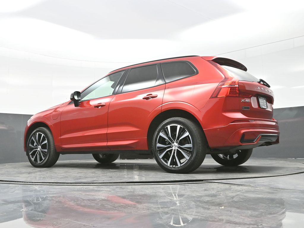 2023 Volvo XC60 T8 Ultimate photo 27