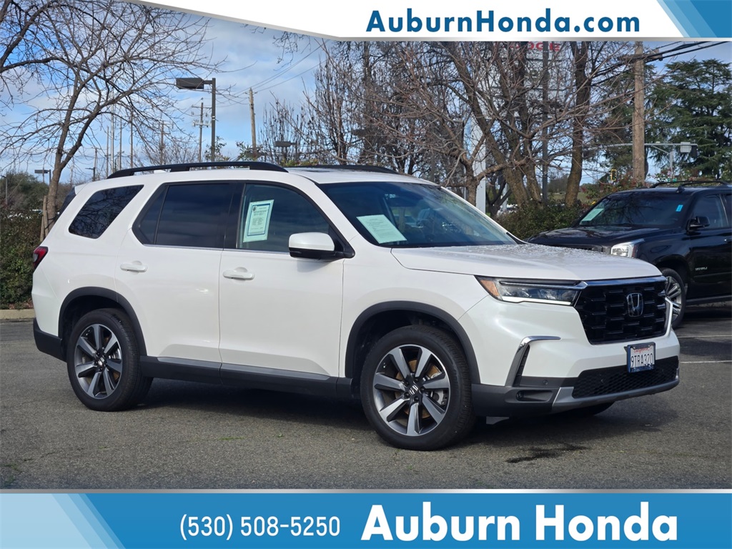 2025 Honda Pilot Touring's photo