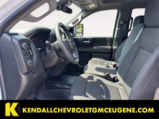 2025 Chevrolet Silverado 3500HD photo 9