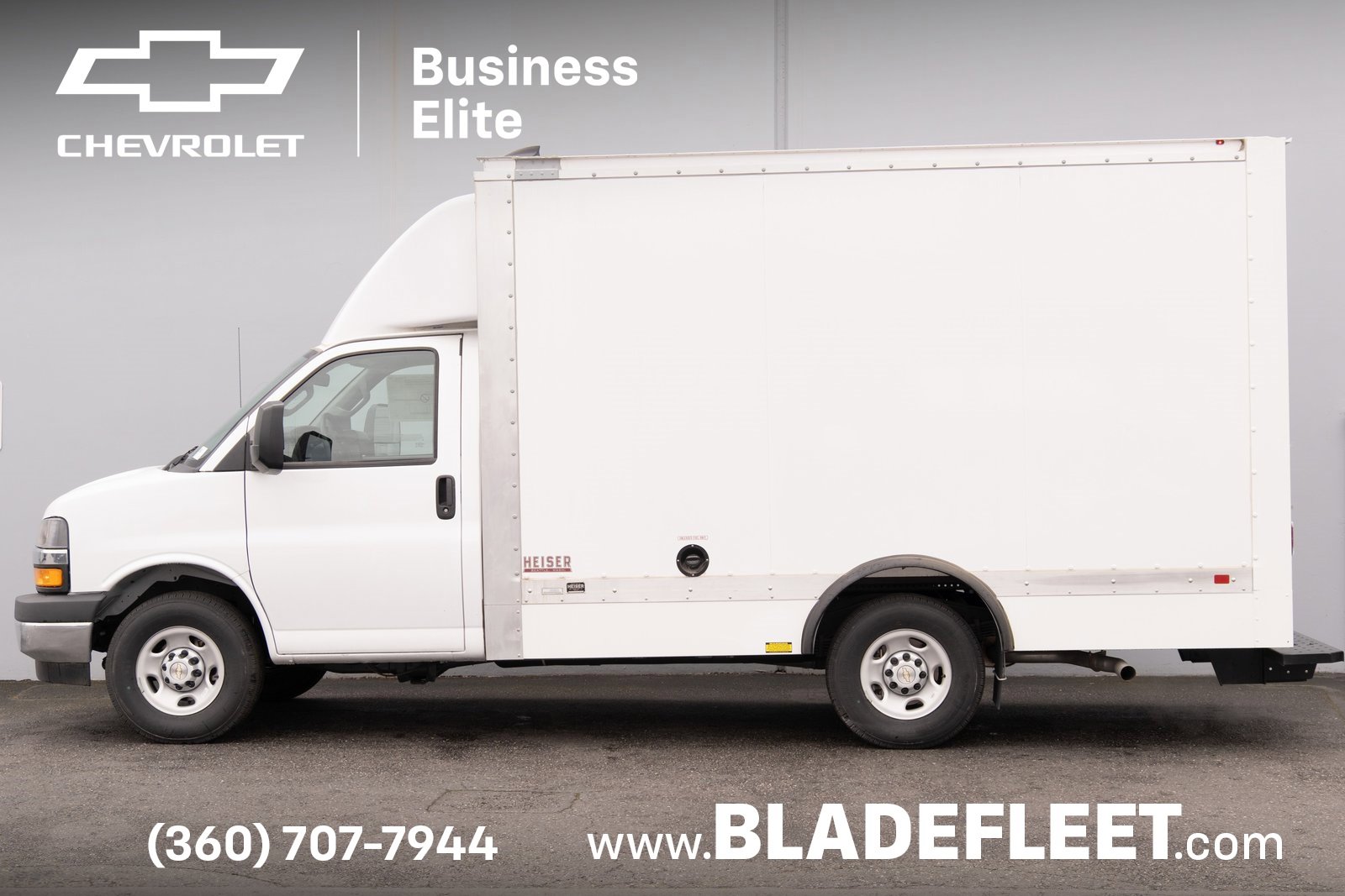 2024 Chevrolet Express Cutaway 3500 photo 4
