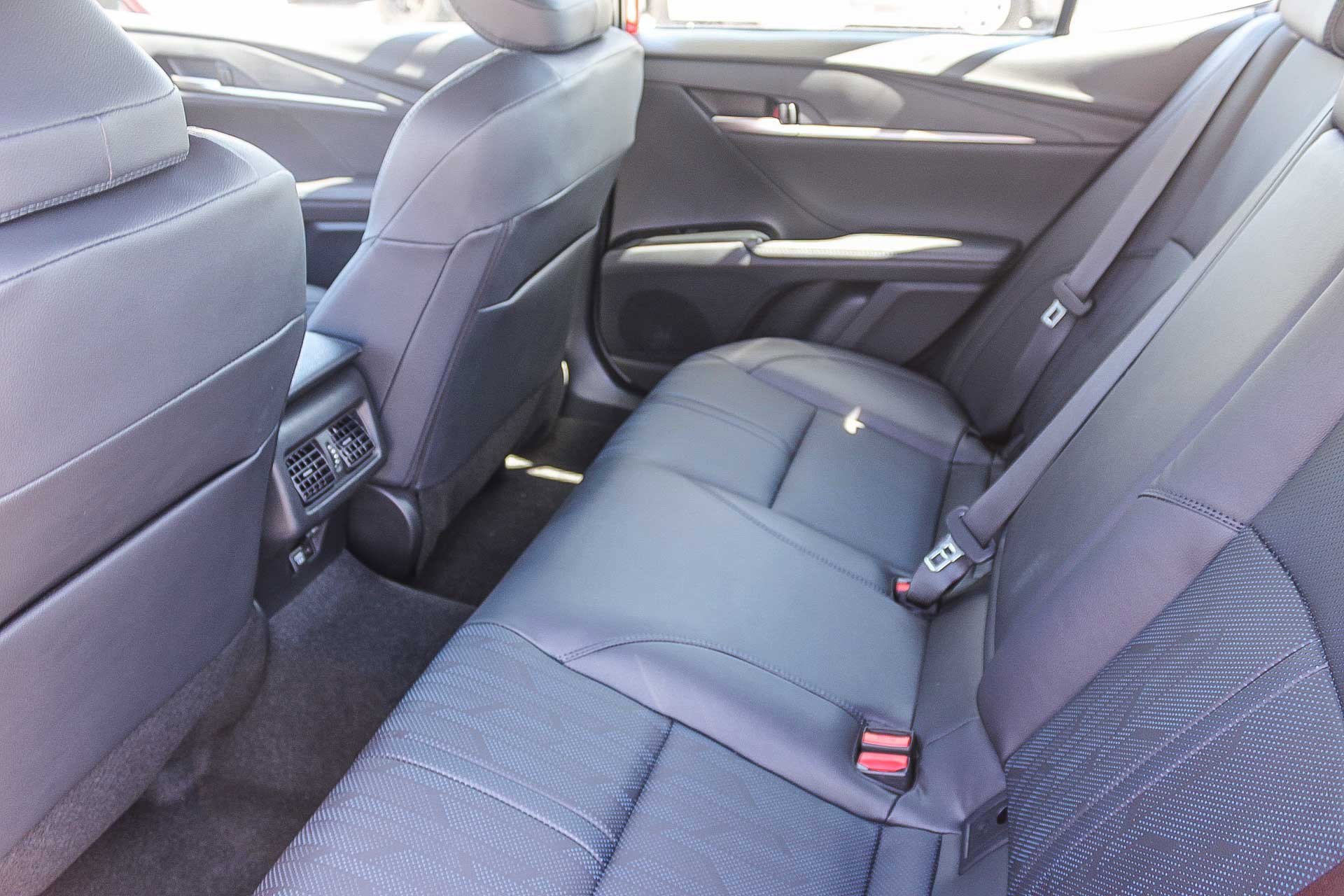 2025 Toyota Camry XSE photo 20