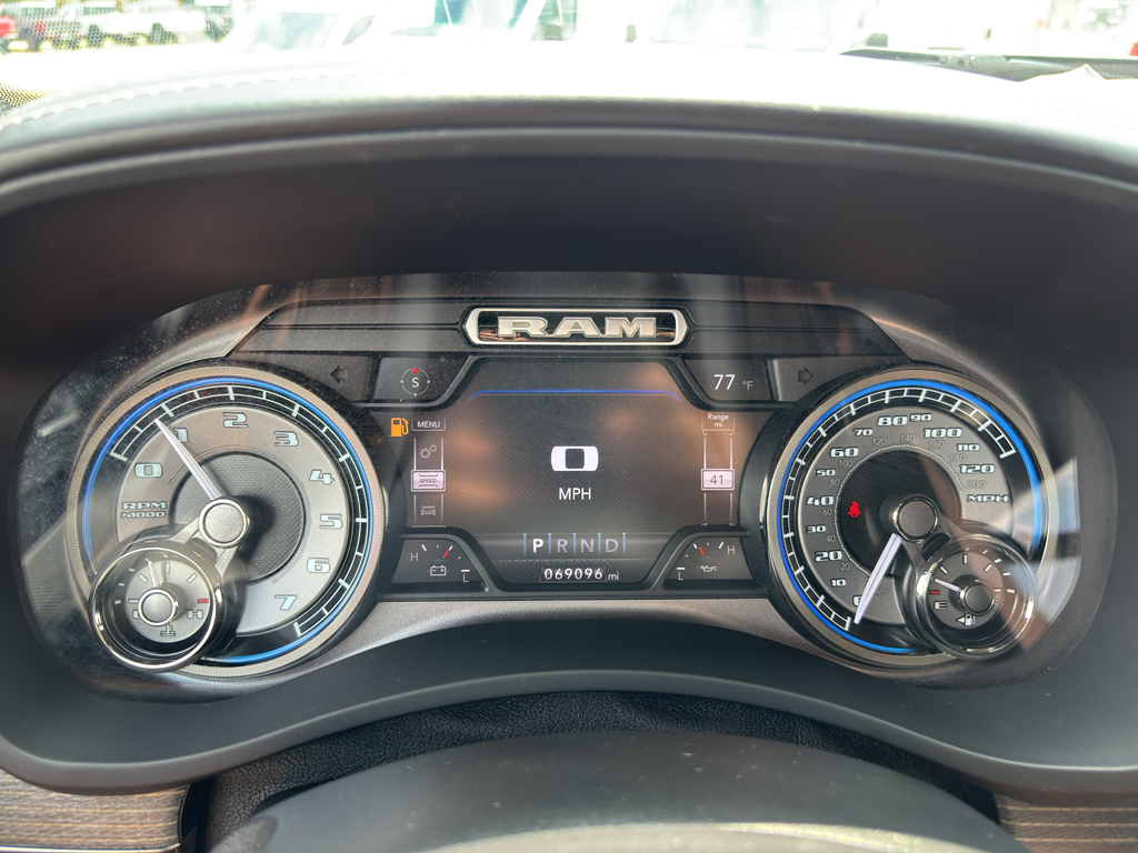 2019 Ram 2500 Limited photo 38
