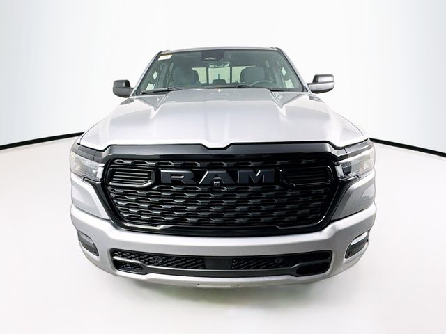 2025 Ram 1500 Tradesman photo 2
