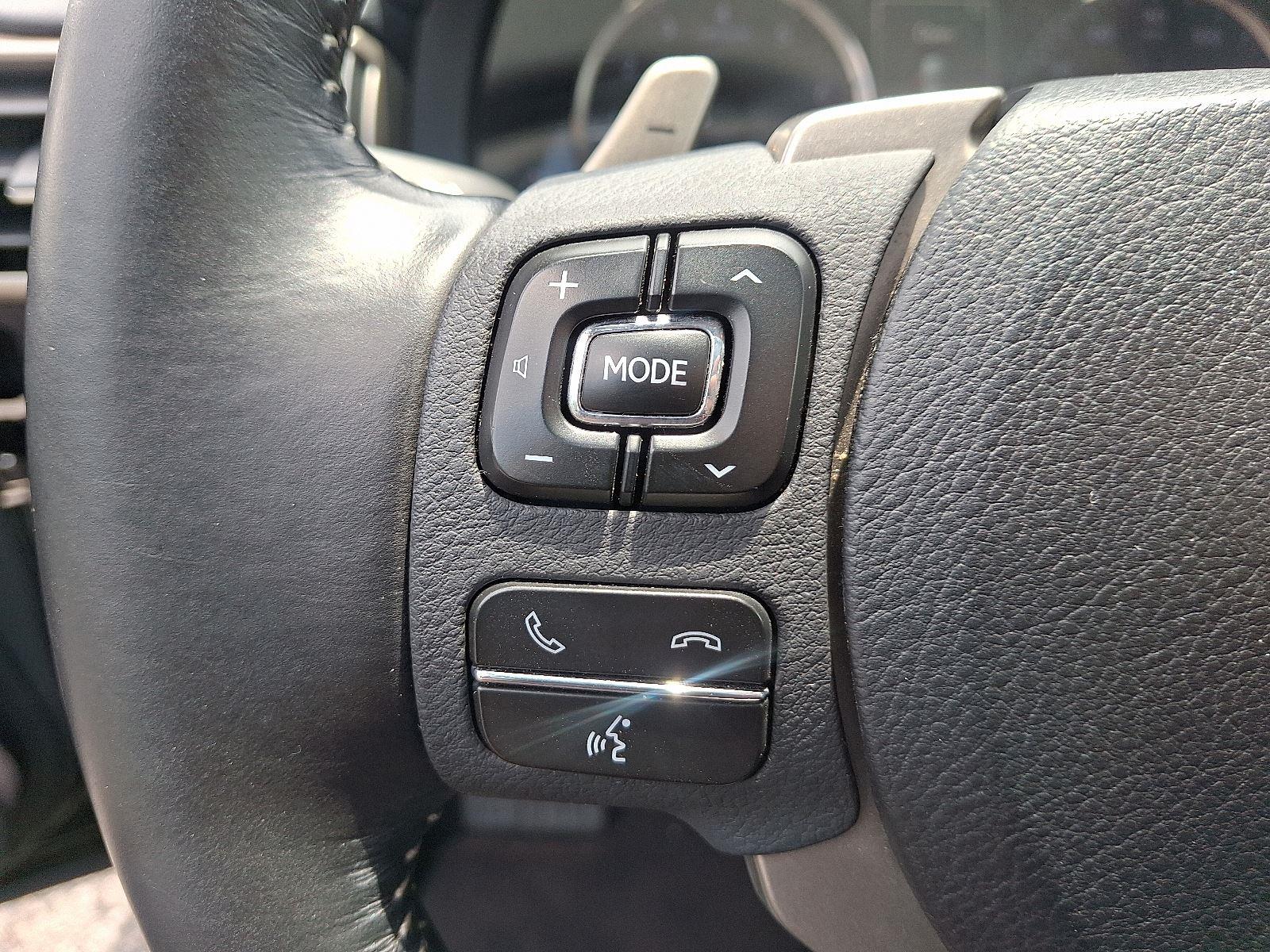 2018 Lexus IS 300 photo 21