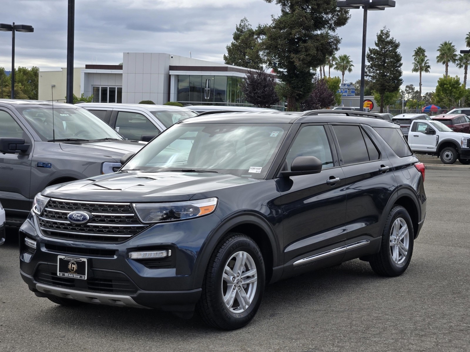2022 Ford Explorer XLT photo 8