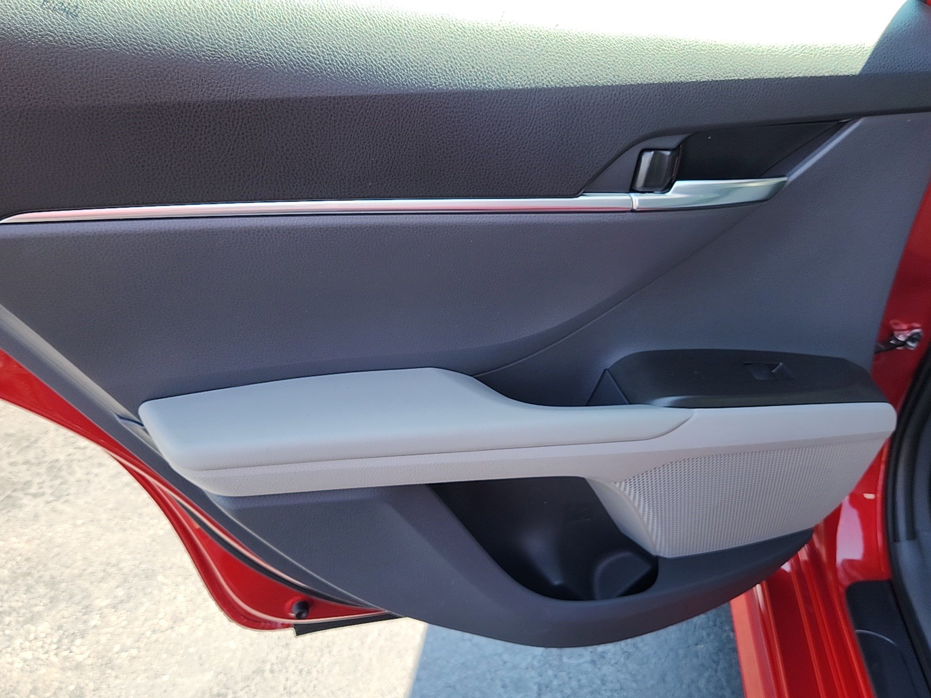 2024 Toyota Camry SE photo 23