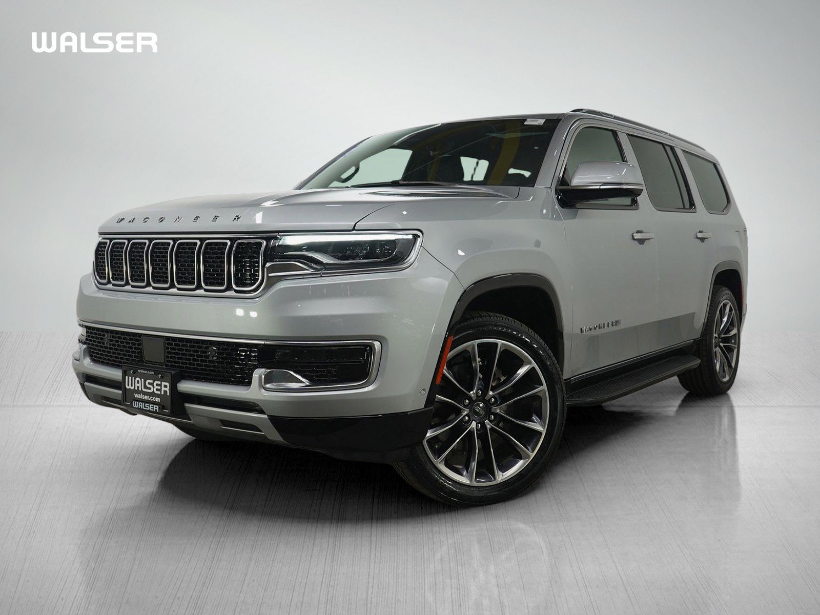 2022 Jeep Wagoneer Series II's photo