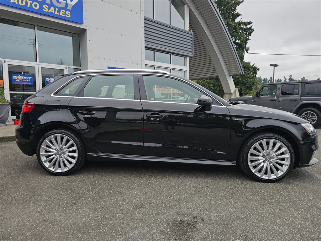 2017 Audi A3 E-tron Premium Plus photo 8