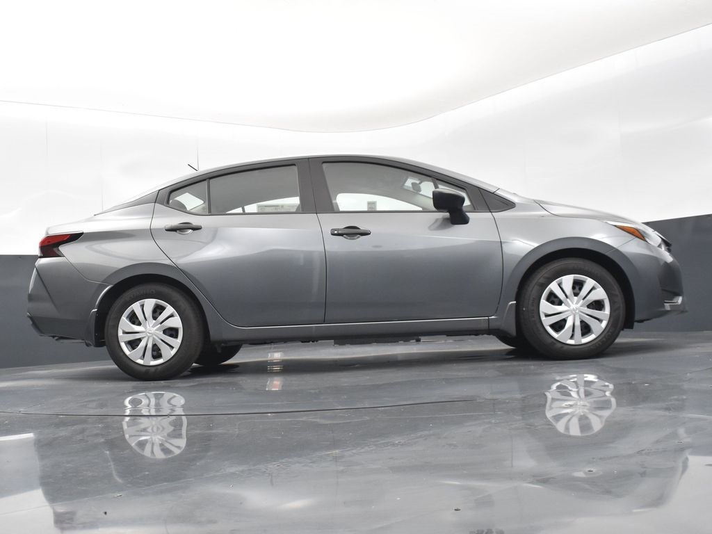 2025 Nissan Versa 1.6 S photo 36