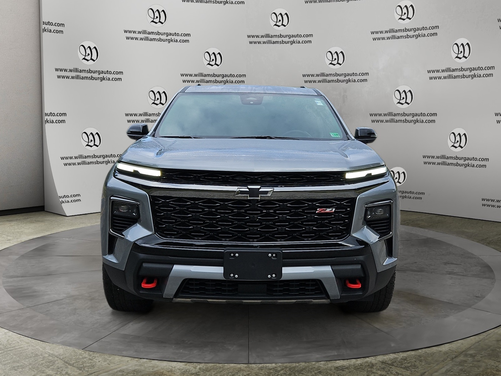 2025 Chevrolet Traverse Z71 photo 7