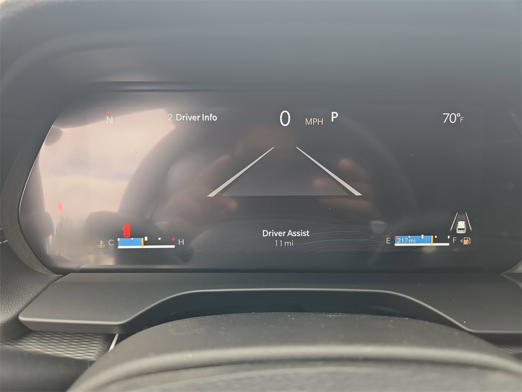 2025 Jeep Grand Cherokee Laredo photo 6
