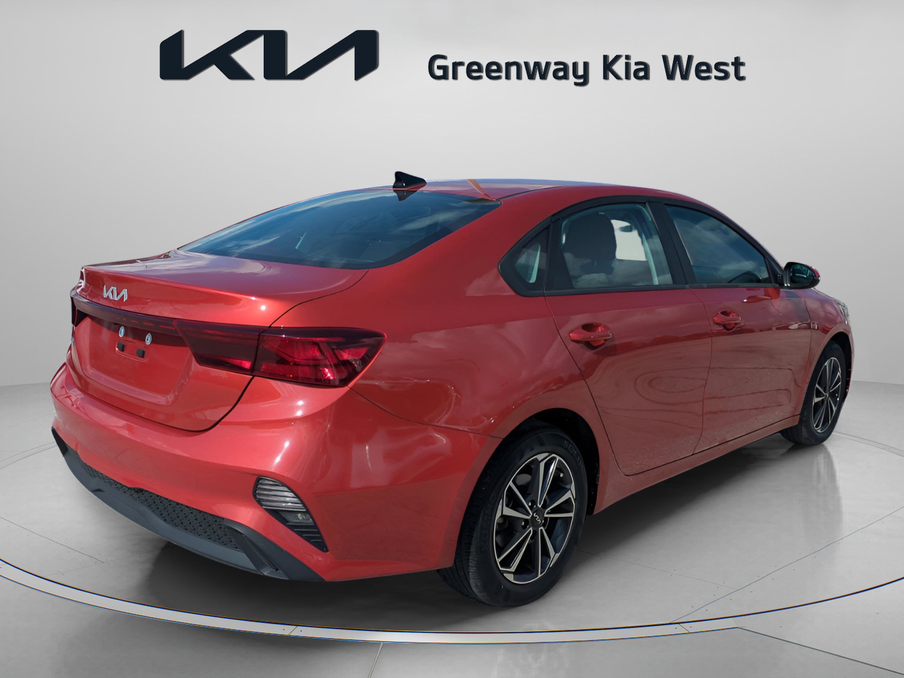 2023 Kia Forte LX photo 8