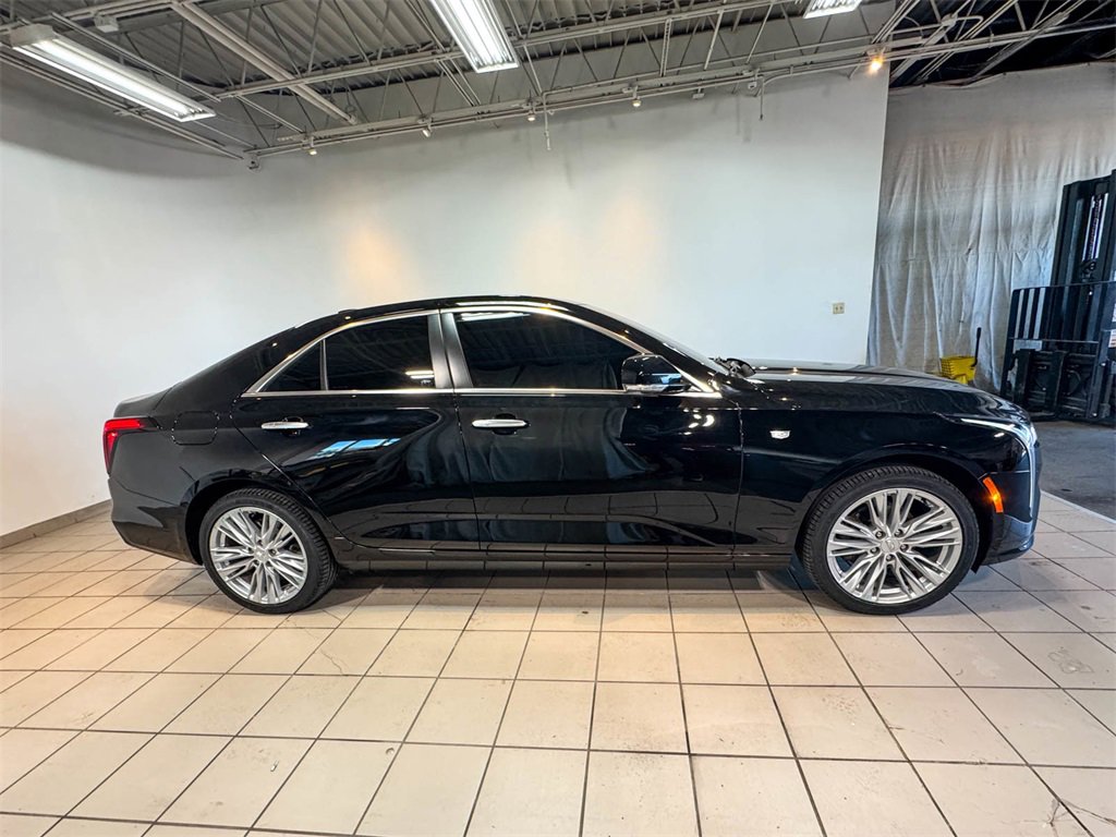 2022 Cadillac CT4 Premium Luxury photo 5