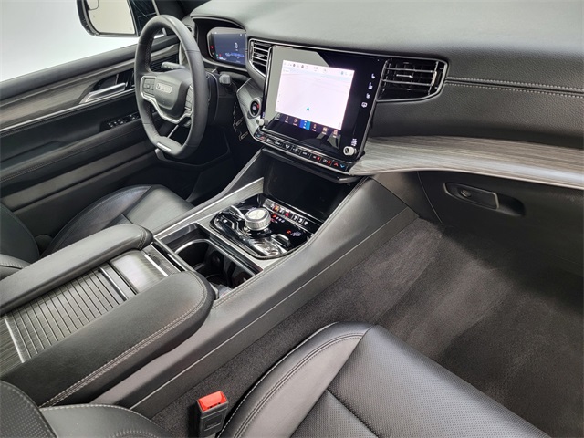 2024 Jeep Wagoneer Series III photo 21