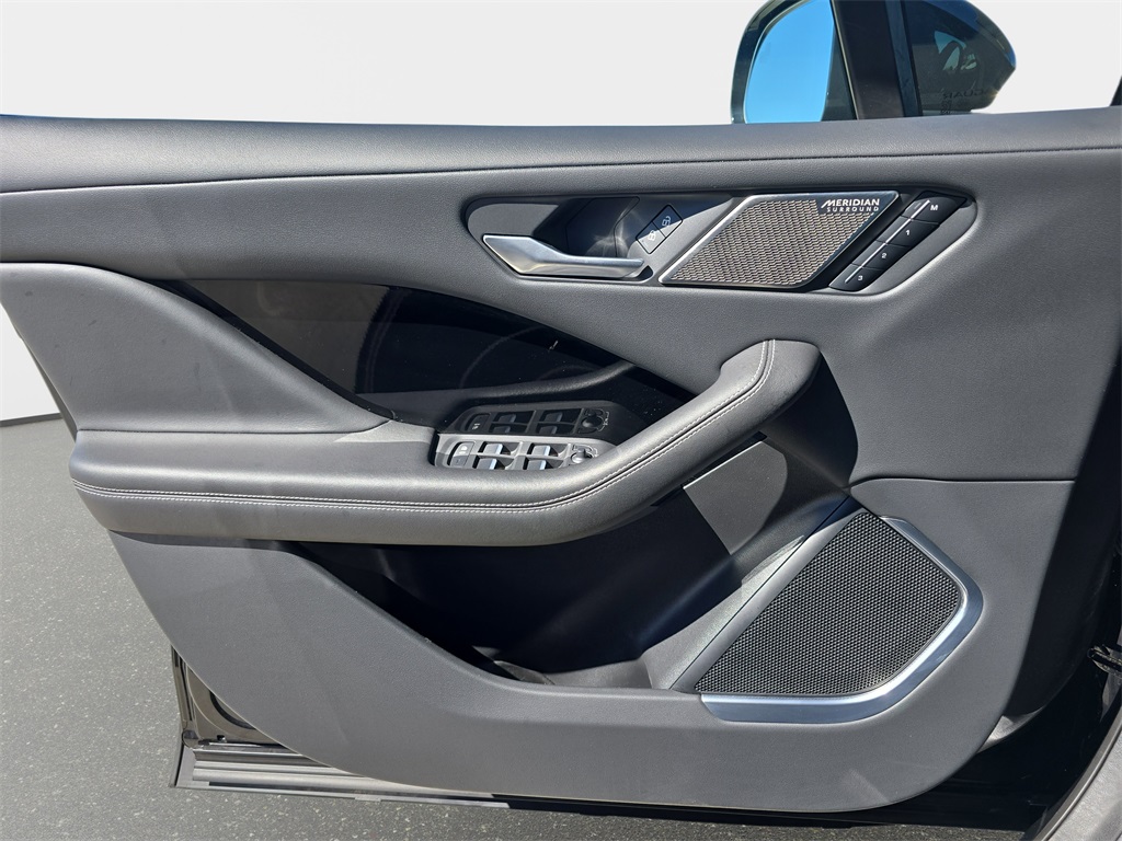 2022 Jaguar I-PACE HSE photo 24