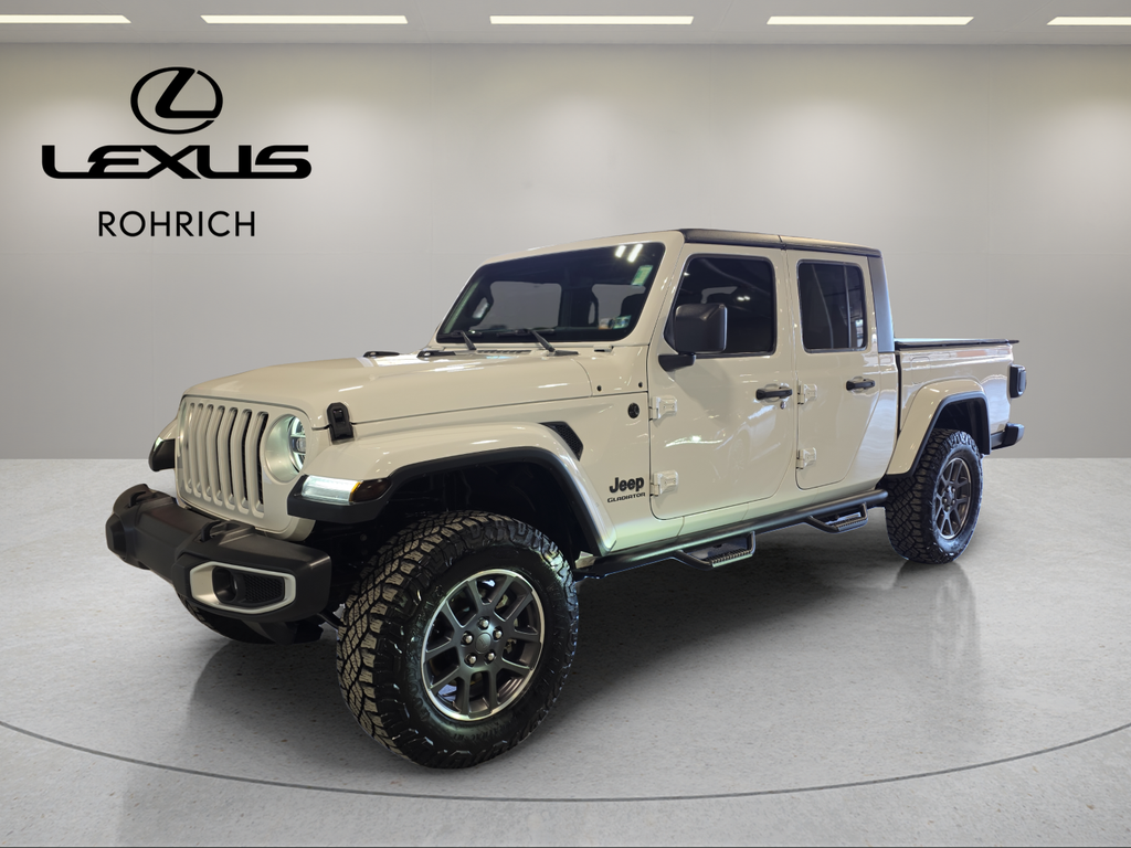 2020 Jeep Gladiator Overland's photo