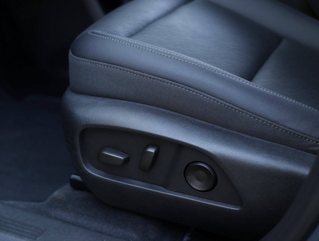 2025 Chevrolet Equinox LT photo 22