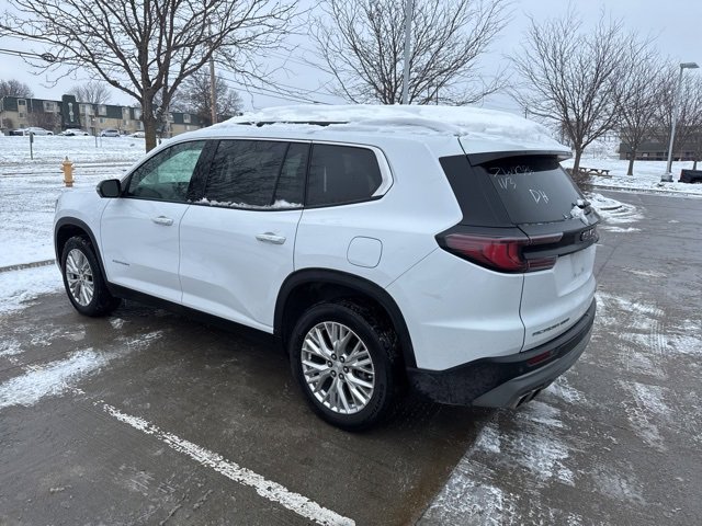 2024 GMC Acadia Elevation's photo