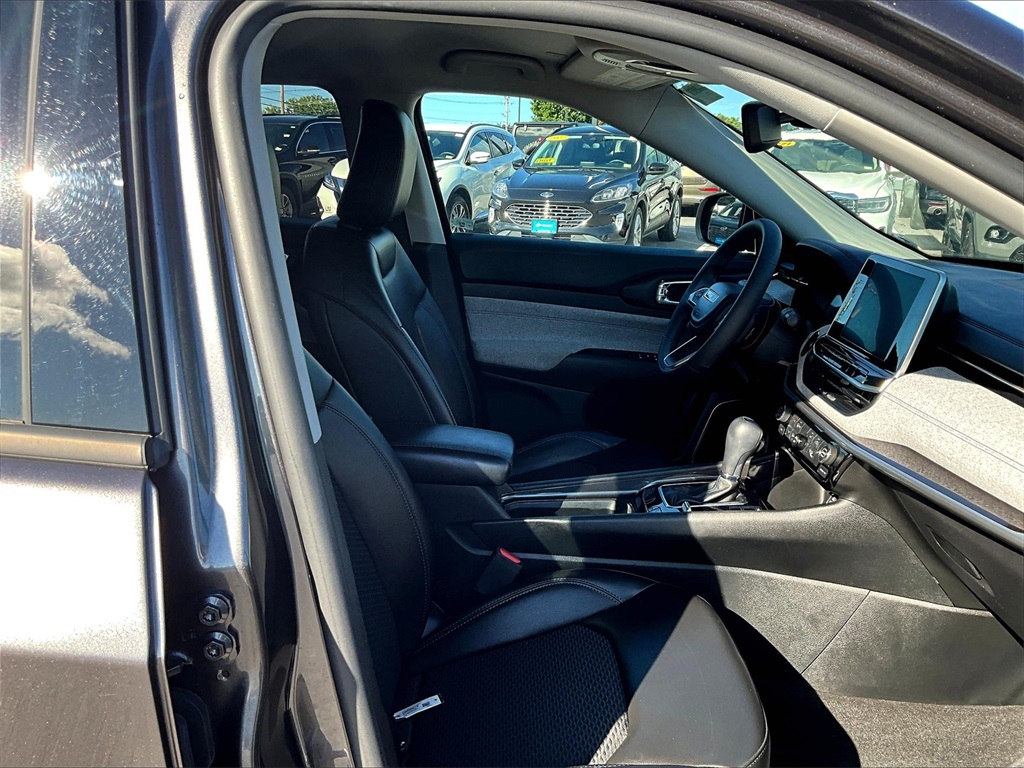 2022 Jeep Compass Latitude photo 11