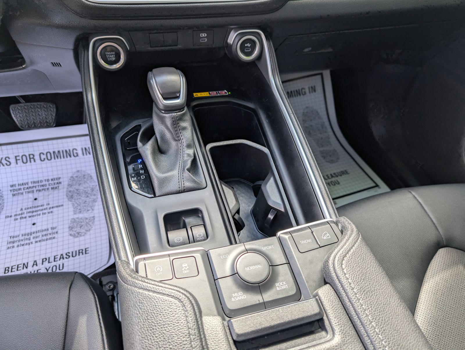 2024 Toyota Grand Highlander XLE photo 25