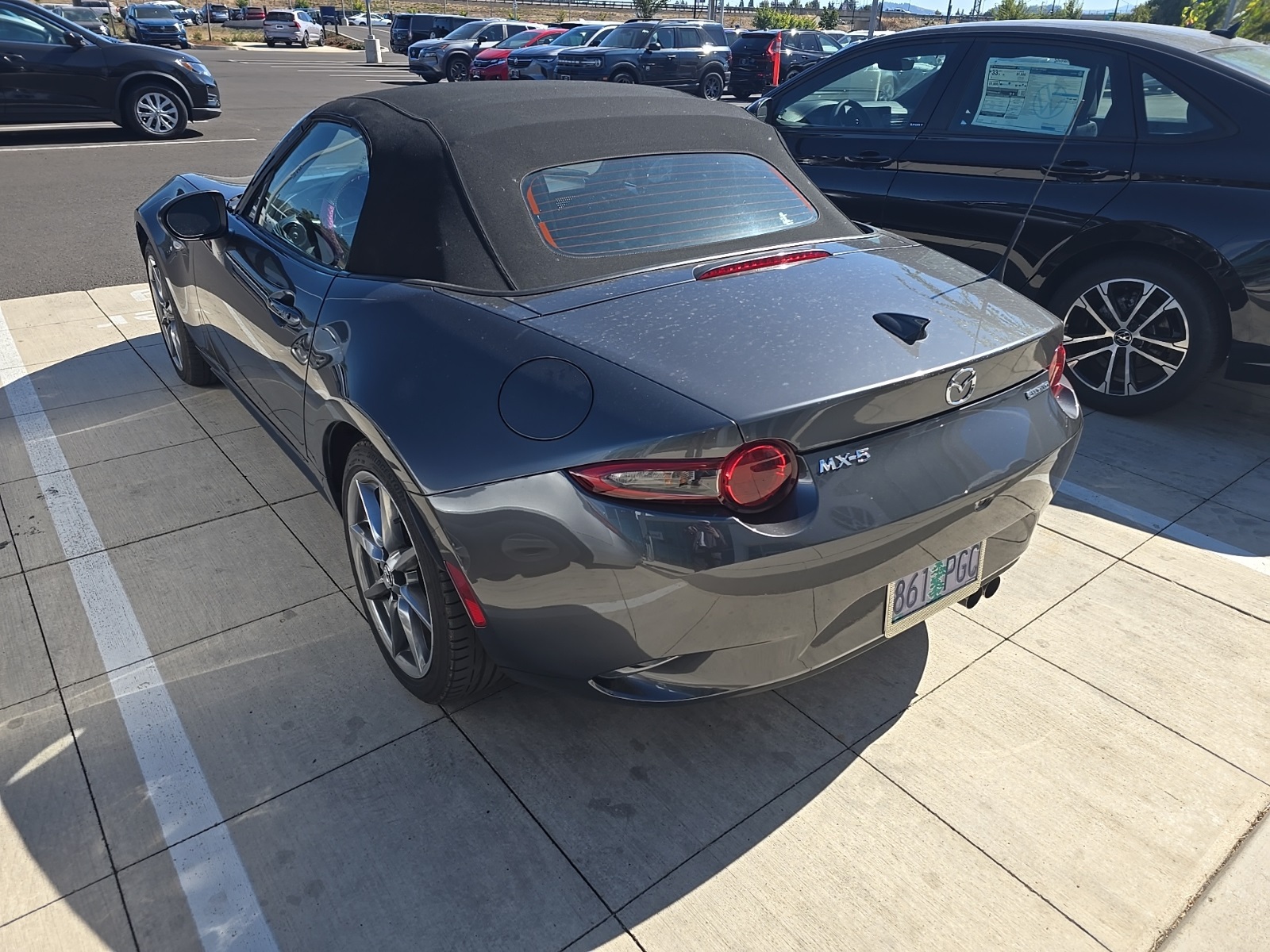 2023 Mazda MX-5 Miata Miata Grand Touring photo 4