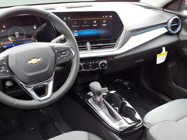 2026 Chevrolet Trax LT photo 4