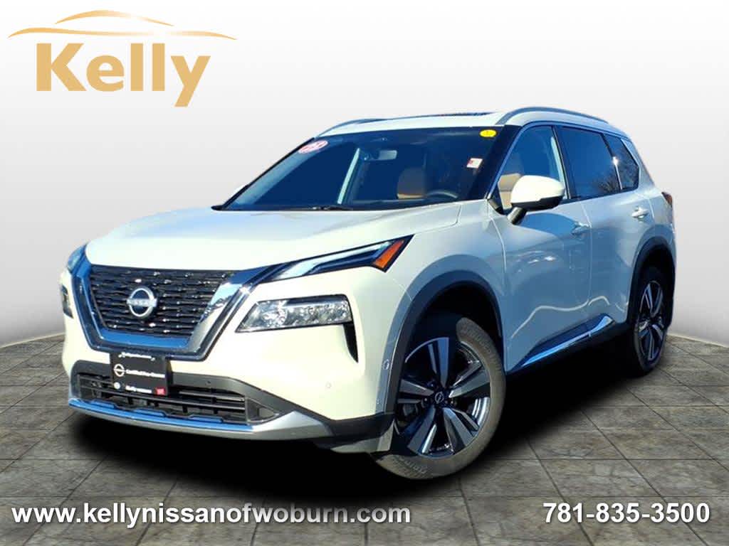 2023 Nissan Rogue Platinum's photo