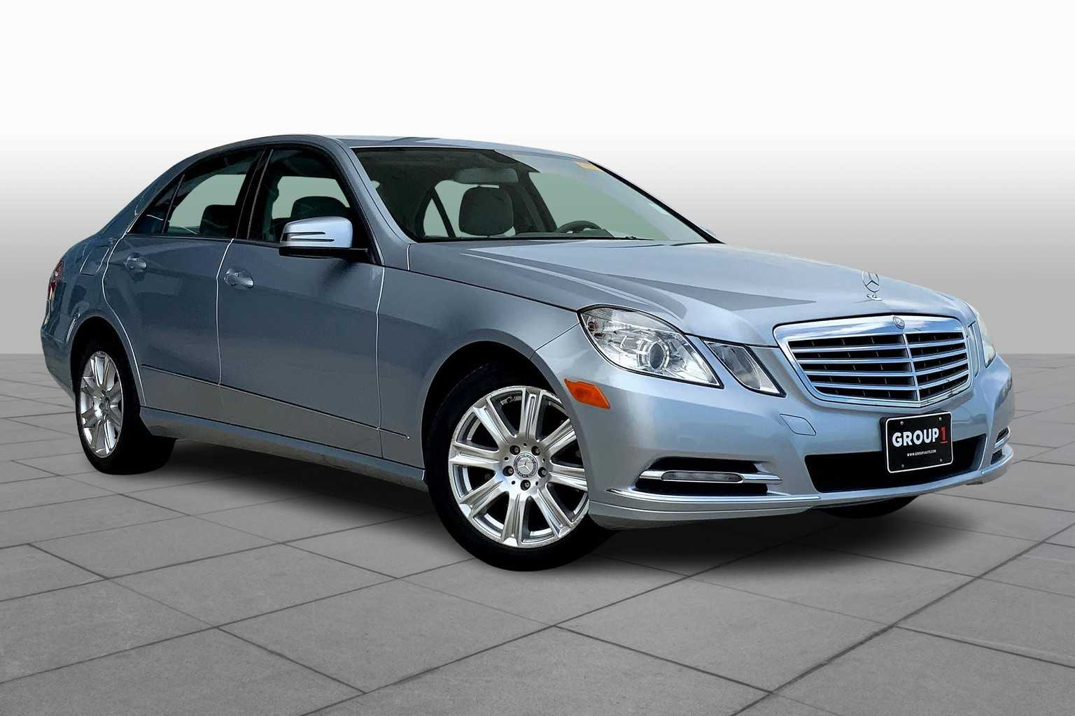 2013 Mercedes Benz E 350 photo 2