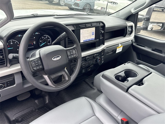 2024 Ford F-350 Super Duty XL
