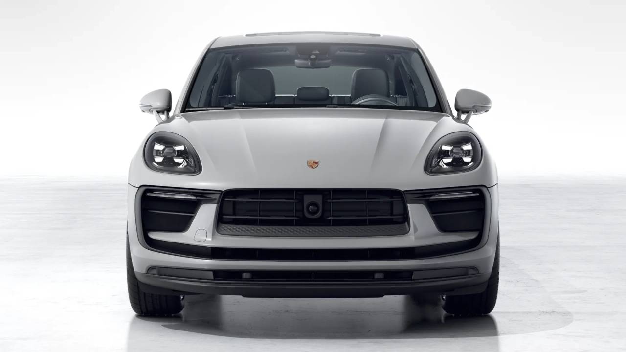 2026 Porsche Macan S photo 9