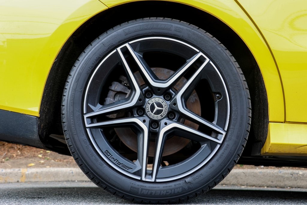 2020 Mercedes Benz CLA 250 4MATIC photo 5