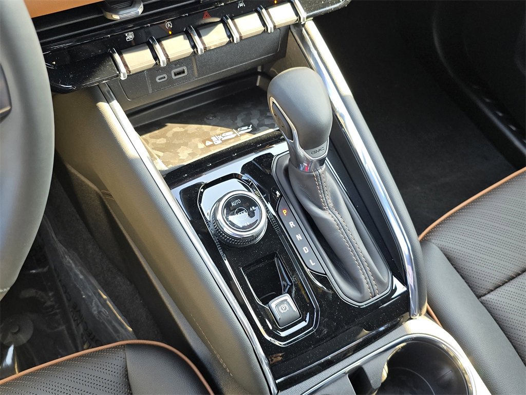 2025 Gmc Canyon AT4 photo 21