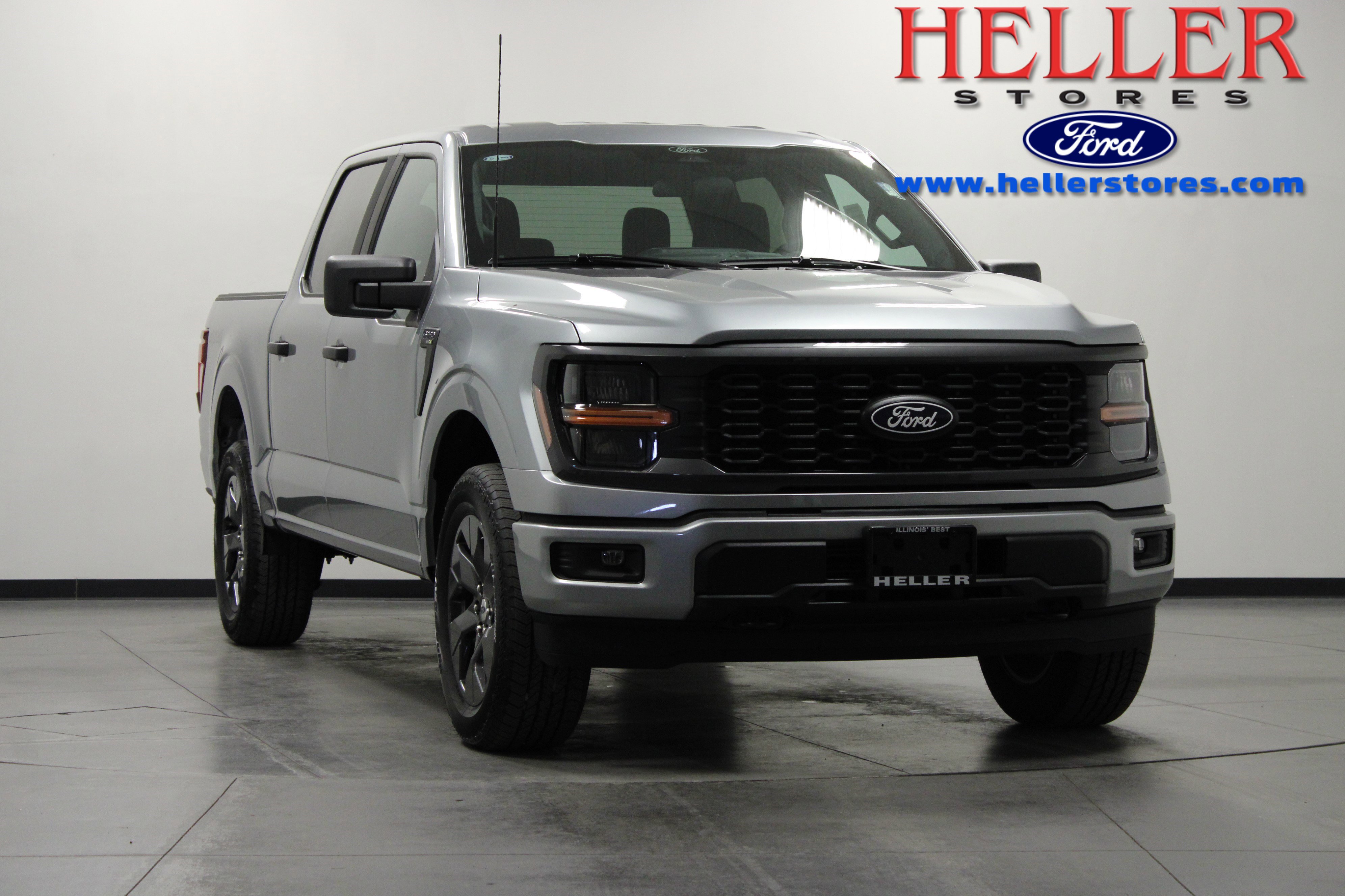 2025 Ford F-150 STX's photo