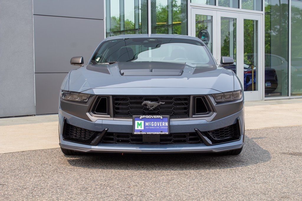 2025 Ford Mustang Dark Horse photo 2