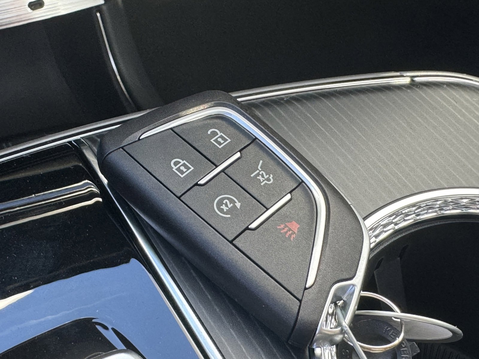 2025 Cadillac Lyriq Luxury photo 27