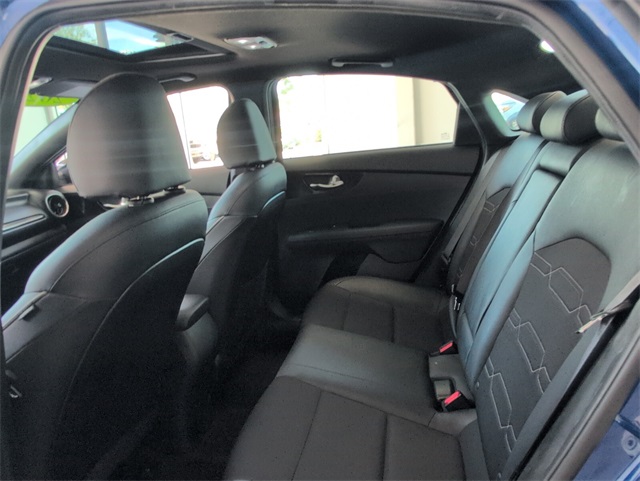 2020 Kia Forte GT-Line photo 8