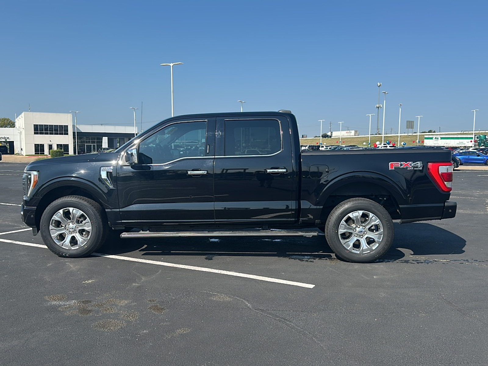 2021 Ford F-150 Platinum photo 2