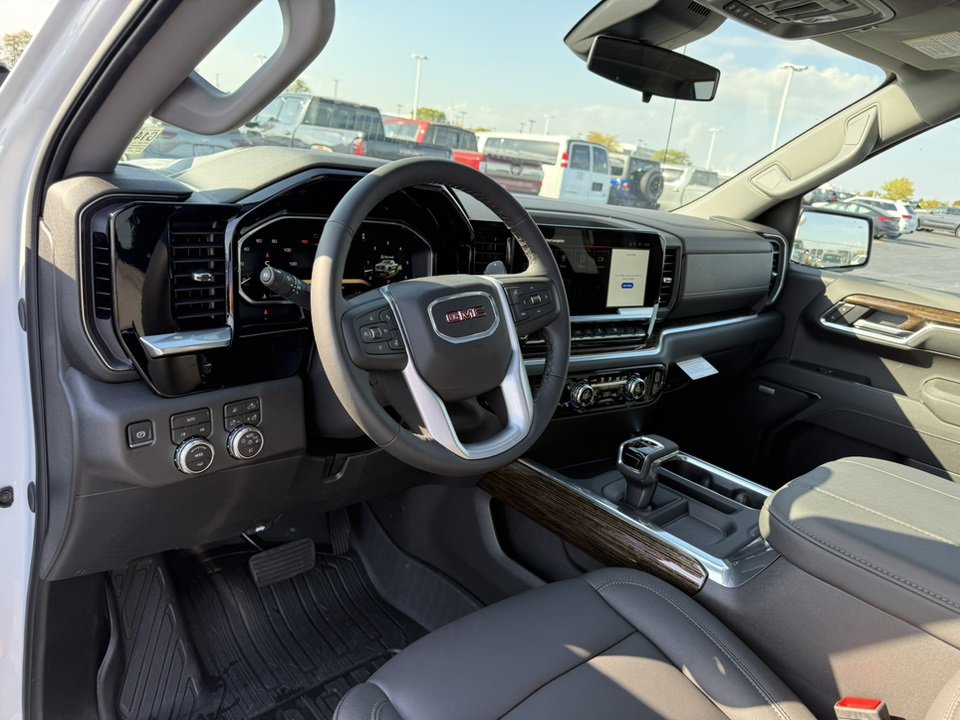 2026 GMC SIERRA - Image 17