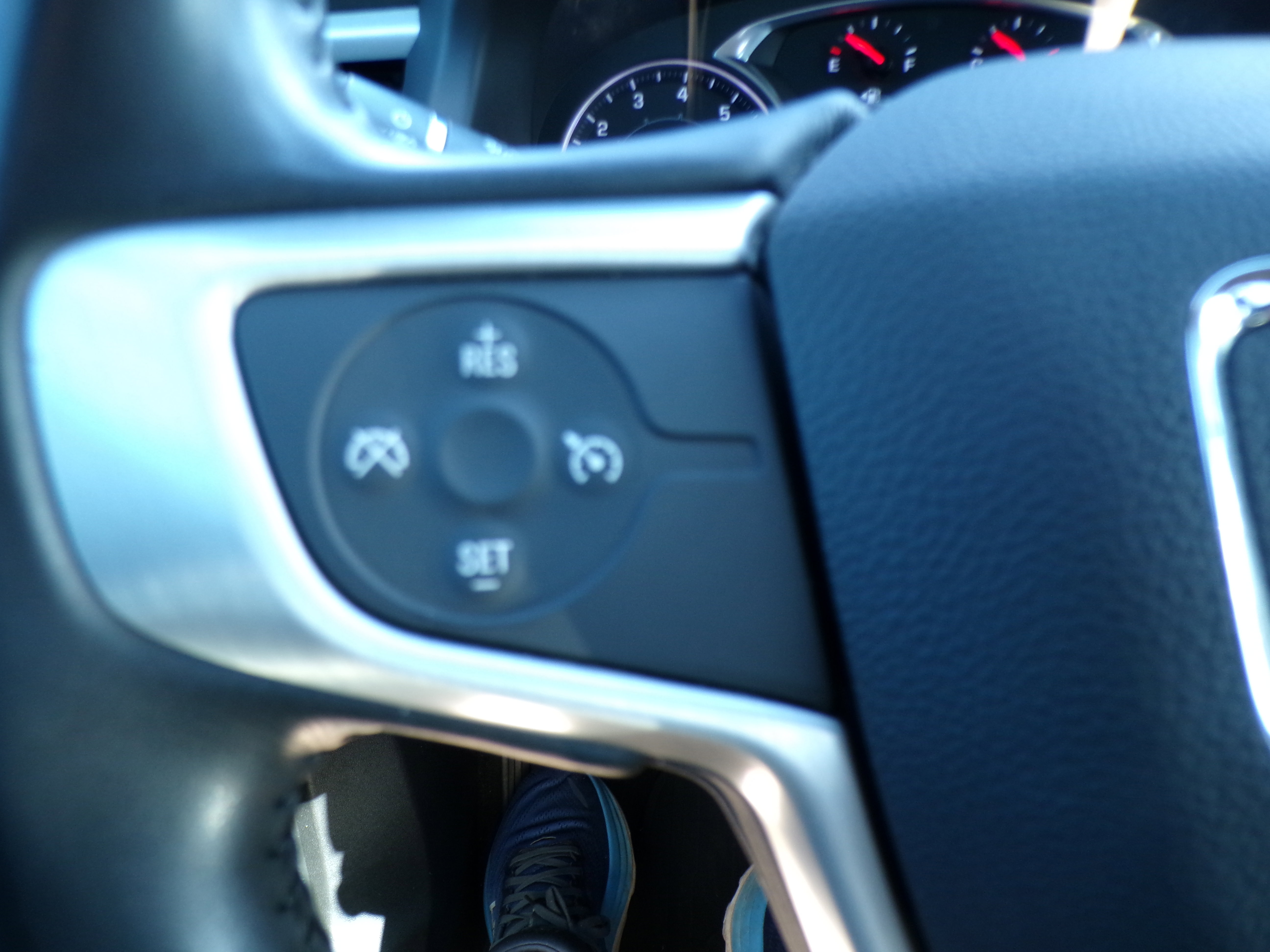 2020 Gmc Acadia SLE photo 2