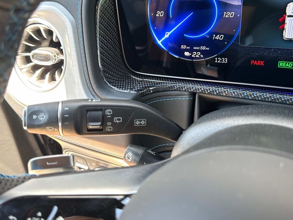 2025 Mercedes Benz G photo 26