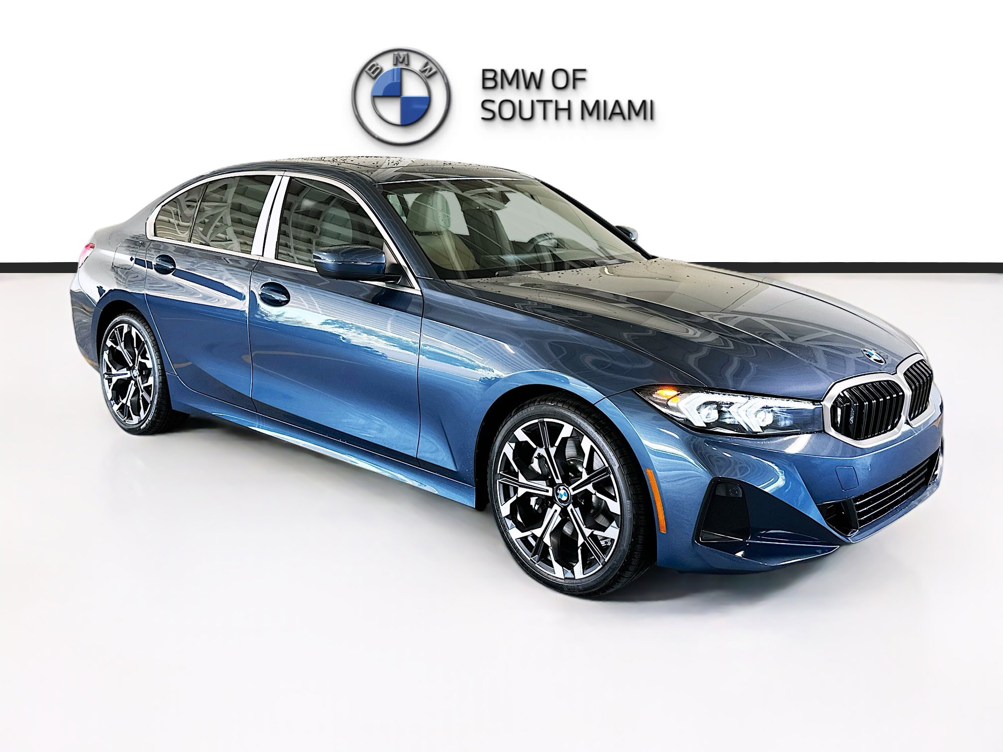 2026 BMW 3 Series 330i's photo