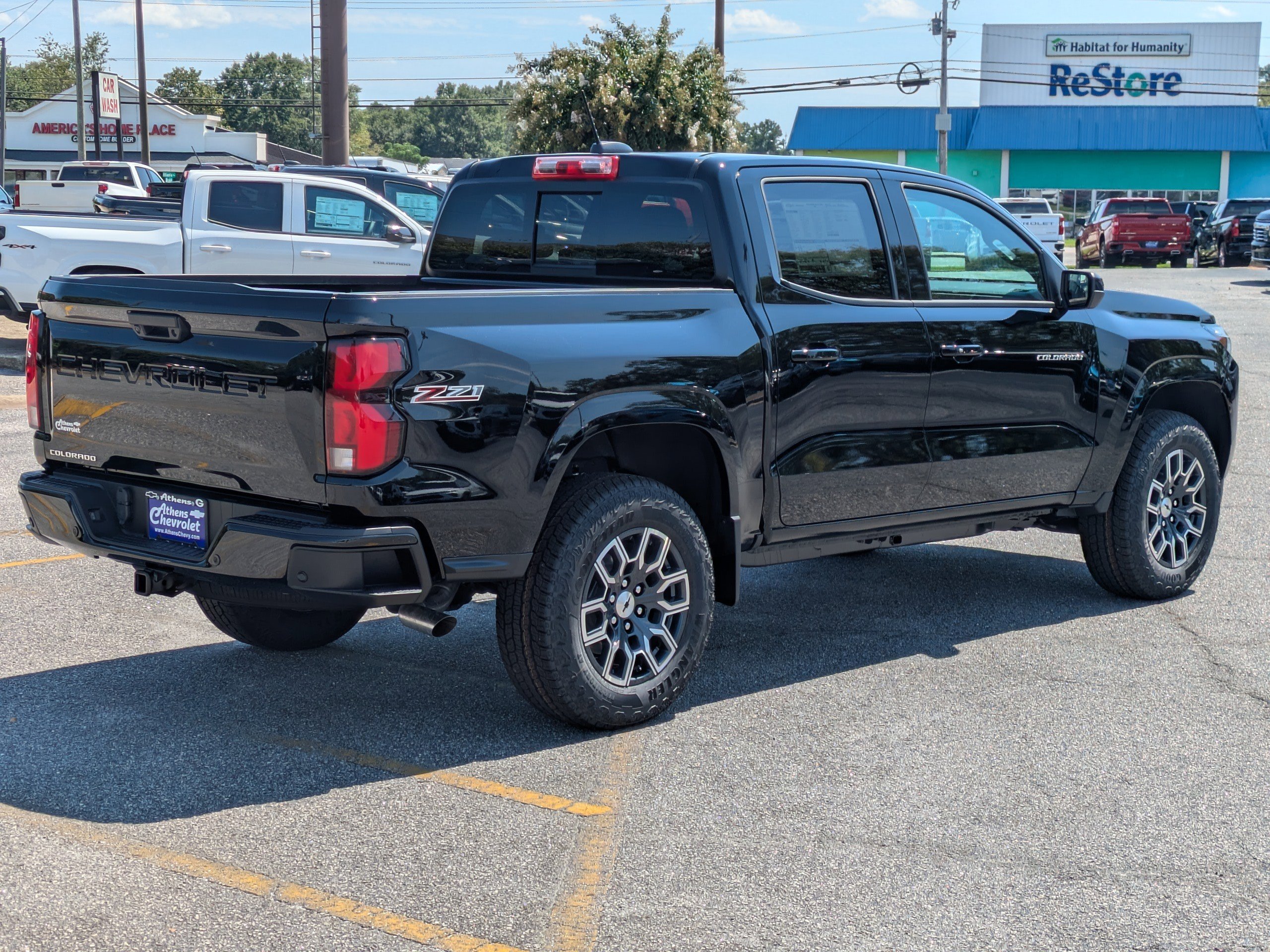 2026 Chevrolet Colorado Z71 photo 3