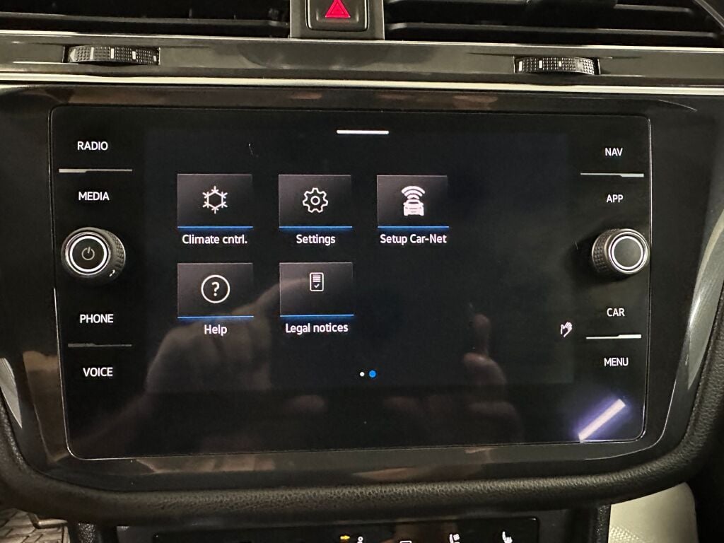 2022 Volkswagen Tiguan SEL Premium R-Line photo 11