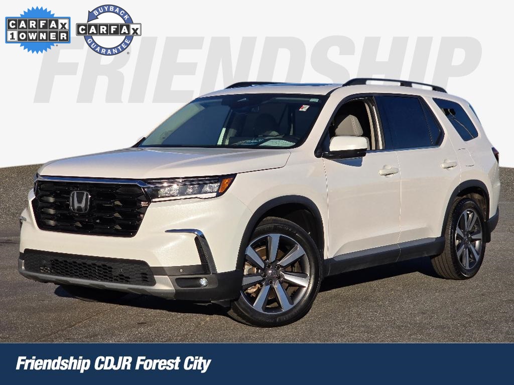 2023 Honda Pilot Touring's photo