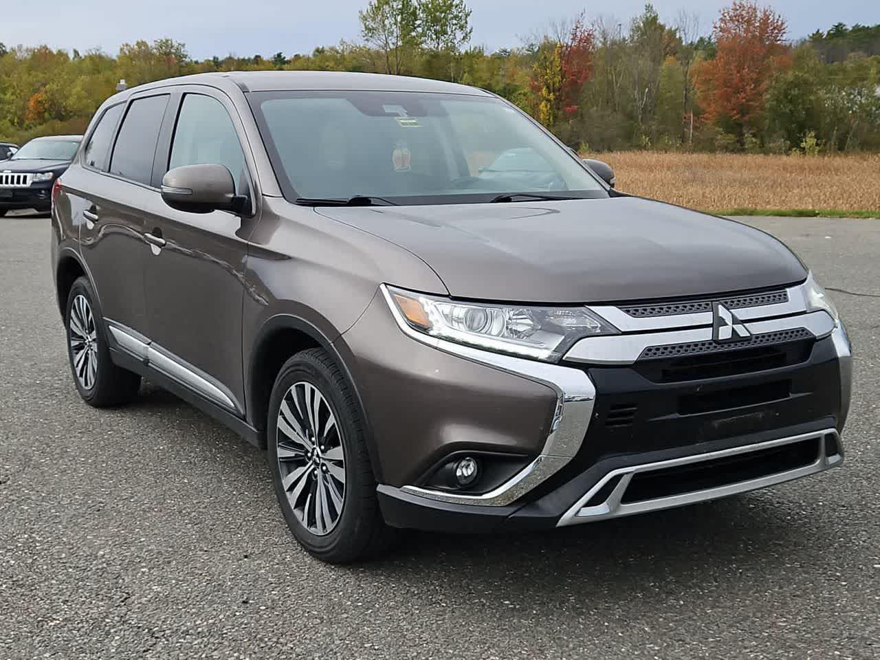 2020 Mitsubishi Outlander SE photo 4