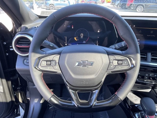 2025 Chevrolet Trax photo 17