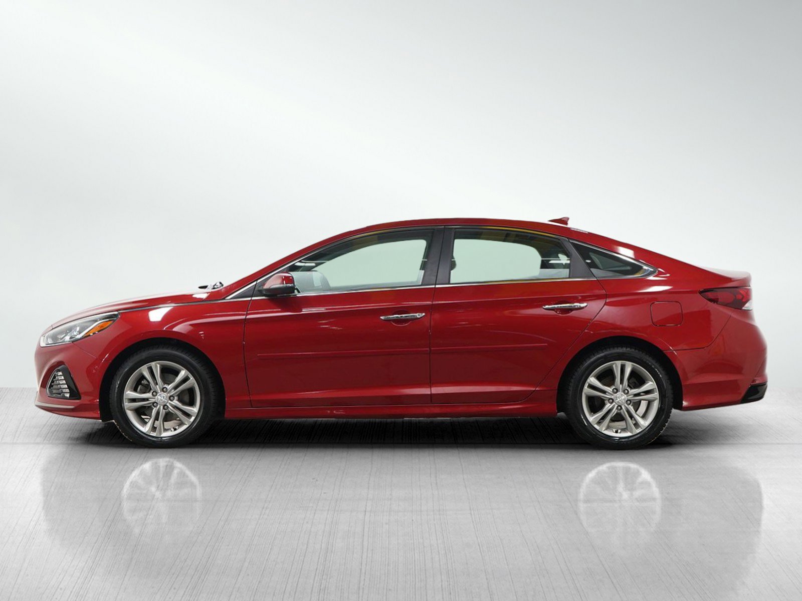 Used 2018 Hyundai Sonata SEL with VIN 5NPE34AF9JH718500 for sale in Minneapolis, Minnesota