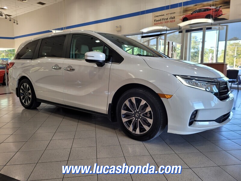2024 Honda Odyssey EX-L photo 3